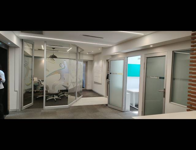 1,059M² OFFICE FOR SALE IN ILLOVO